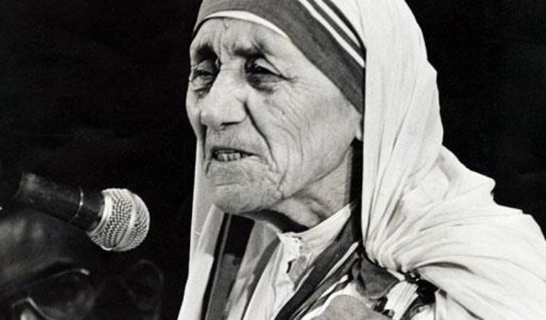 El discurso que dio Santa Teresa de Calcuta al recibir el premio Nobel de la Paz